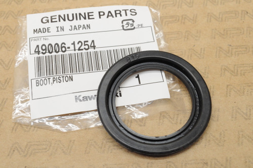NOS Kawasaki 1989-92 ZX750 NINJA Piston Boot 49006-1254