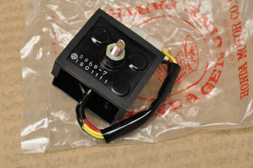 NOS Honda CB750 & CB750F Voltage Rectifier Assembly 31700-341-015