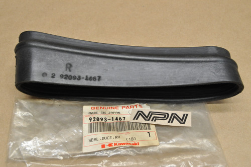 NOS Kawasaki 1998-99 ZX600 Ninja Right Air Duct Screen Rubber Seal