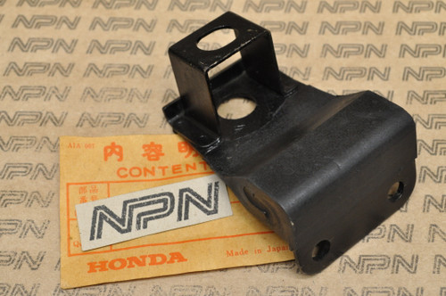 NOS Honda CB450 K0 Seat Latch Stay Catch Bracket 77207-283-010 - NOS ...