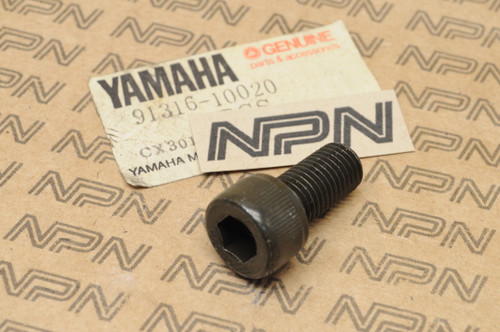 NOS Yamaha XT225 TT225 XJ750 XVZ12 Foot Peg Rest Frame Bolt 91316