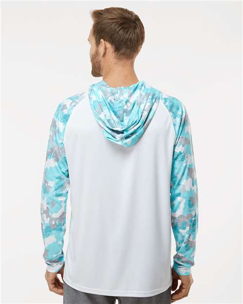 White/ Aqua Camo