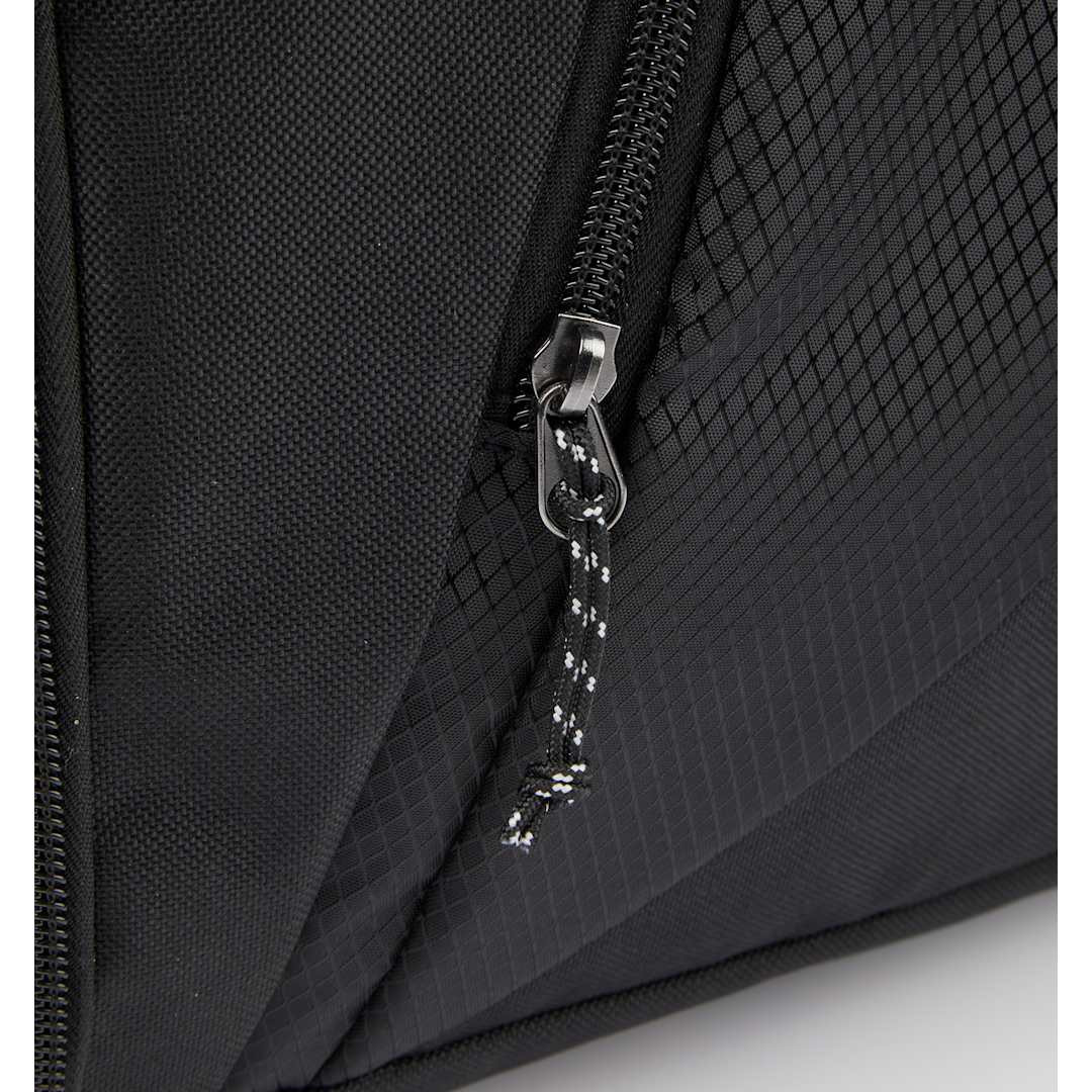Black (BK)