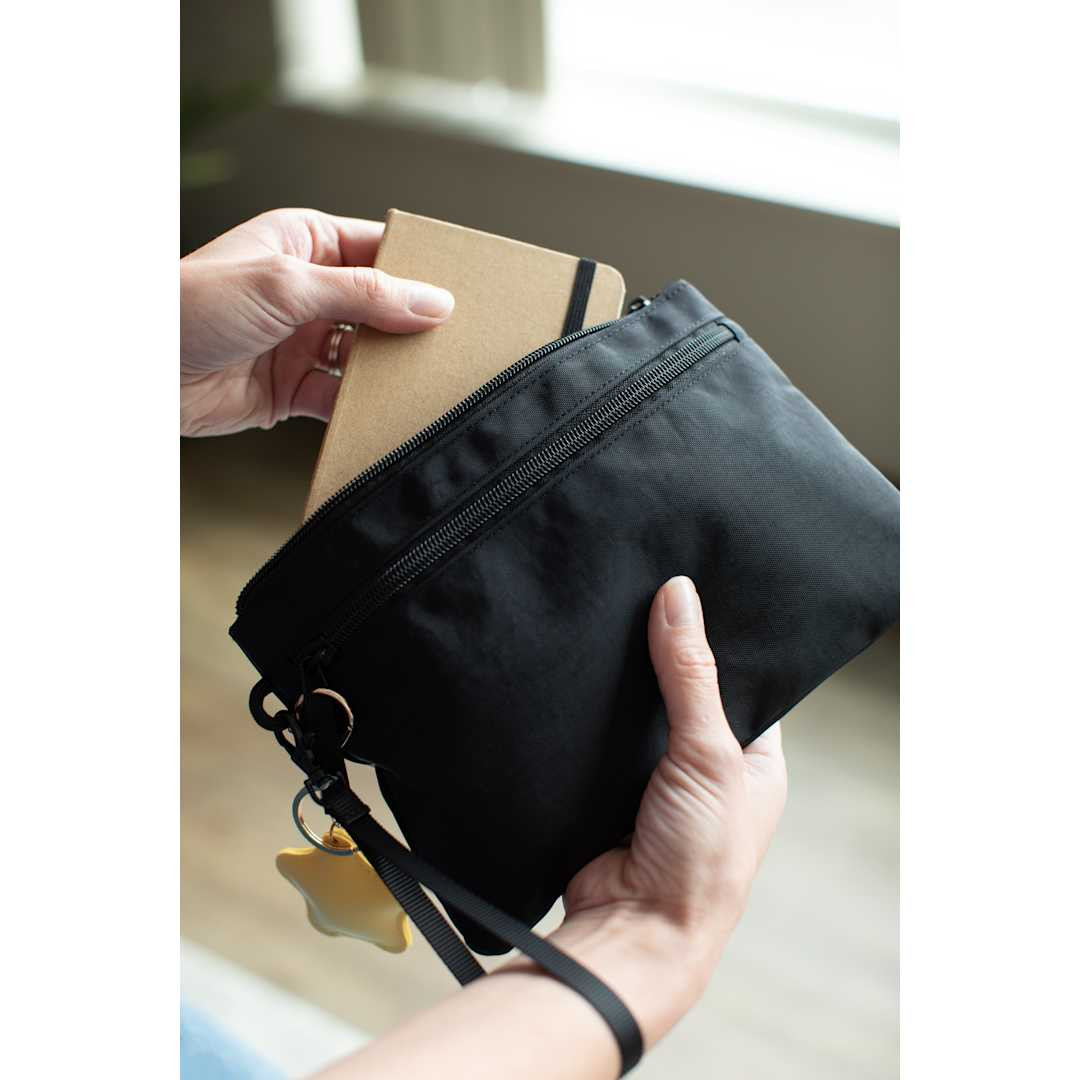 Black (BK)