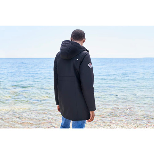 Black (995)