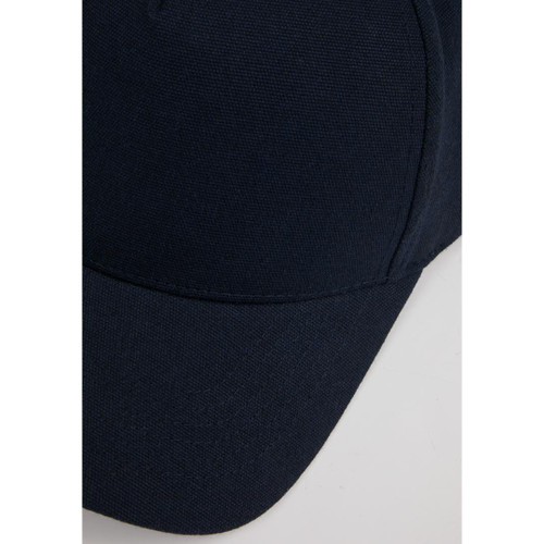 Navy (575)