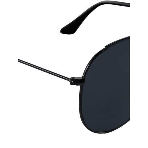 Black (BK)