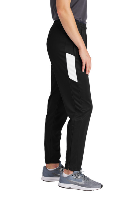 Blk/White
