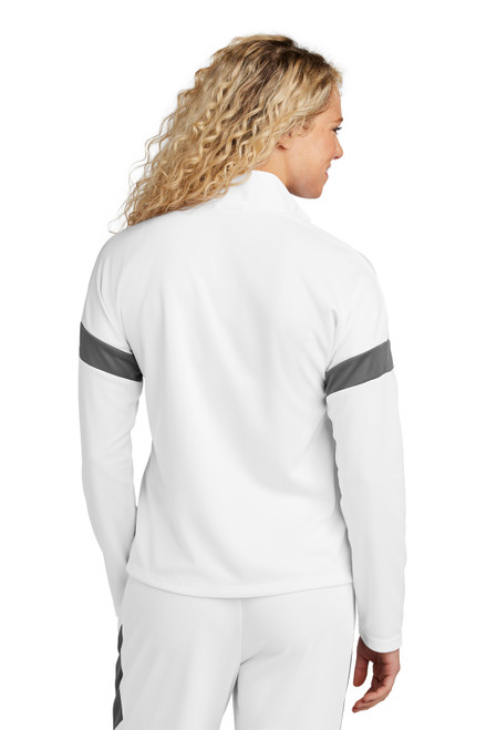 White/IrGy