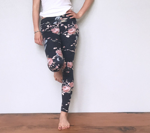 Sophia Floral Rose Leggings - Navy