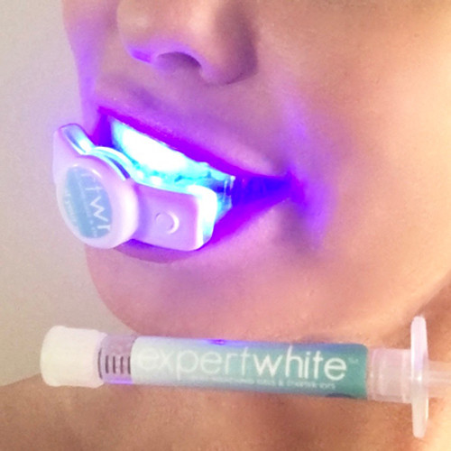 NEW  Hands Free Blue Light Teeth  Whitening Kit