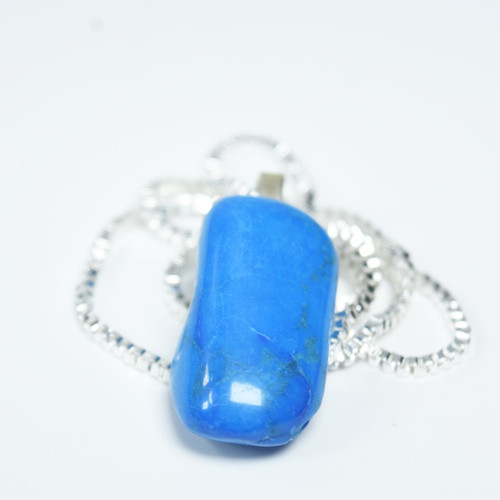 Tumbled Blue Howlite Stone Necklace 