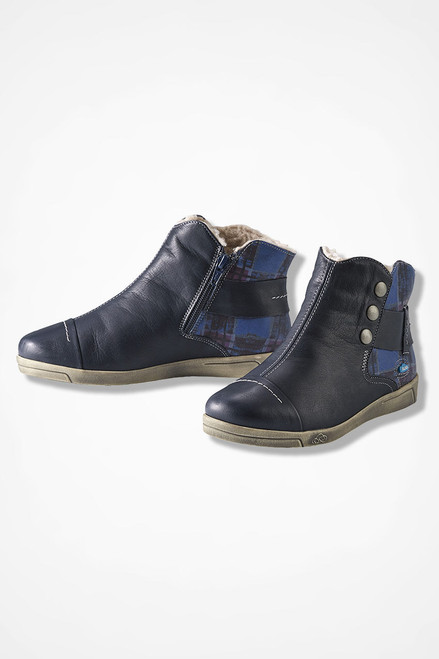 Aline Boots by Cloud®