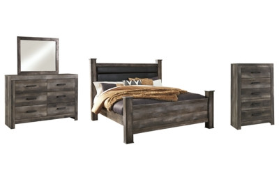 Ashley Wynnlow Gray King Poster Bed with Mirrored Dresser and Chest