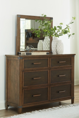 Benchcraft Wyattfield Two-tone King Panel Bed with Mirrored Dresser and Chest
