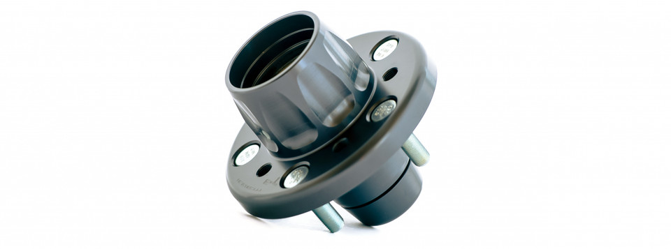 5 Lug Front Hubs for Datsun 240Z