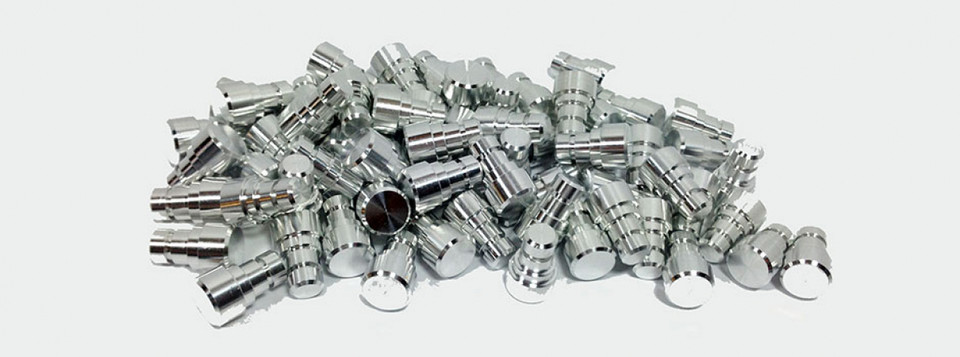 Injector plugs for 4AGE