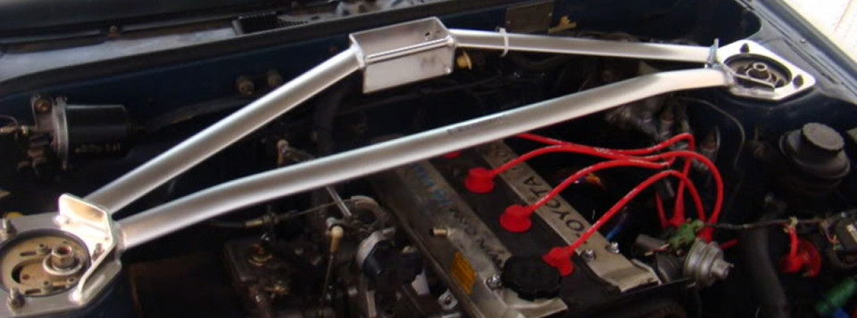 Carbing Front Tri Bar Brace for the AE86