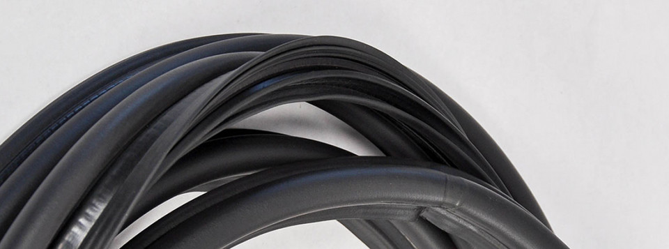 AE86 Hatch Door Weatherstrip