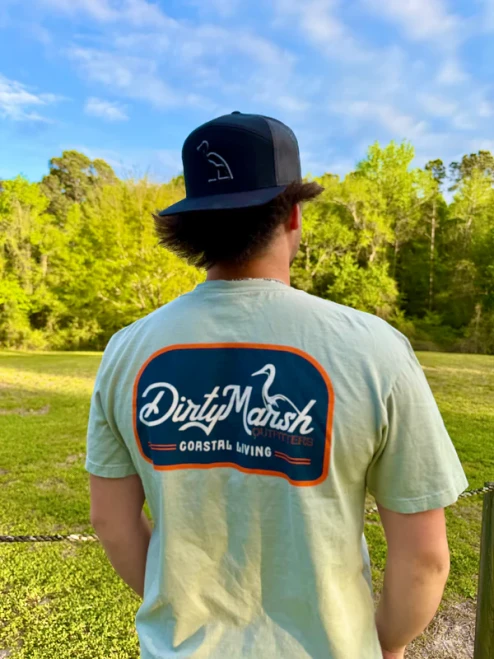 DIRTY MARSH SHORELINE BADGE T-SHIRT