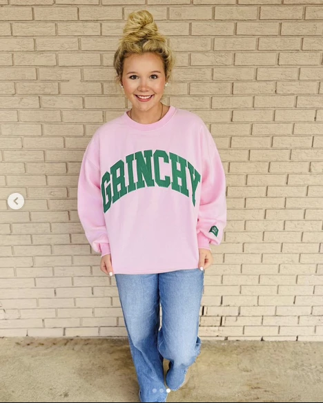 LULU MAC GRINCHY SWEATSHIRT LIGHT PINK