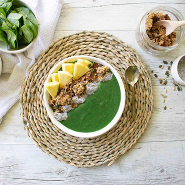 Green Smoothie Bowl with Oat Protein Crumb