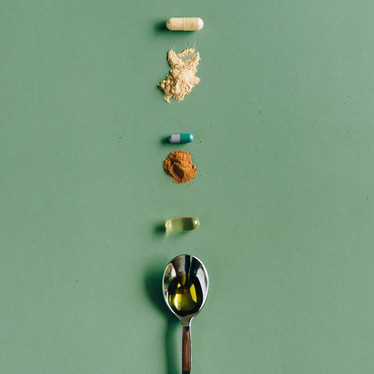 Nutritional Supplements VS Traditional Plant Medicine – What’s the Difference?