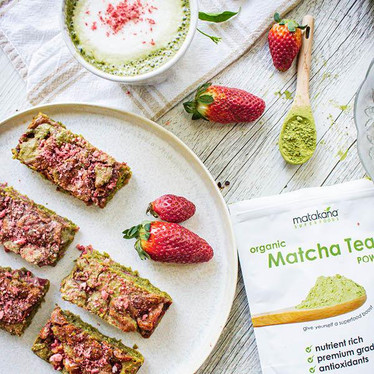 Strawberry matcha blondies