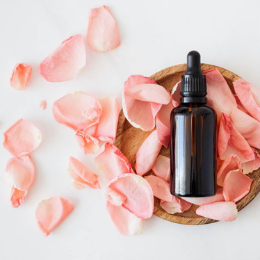 Beautiful Rosehip Oil and Its Uses for Healthy Skin