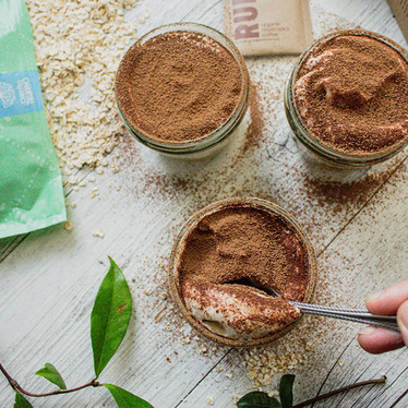 Tiramisu overnight oats with nootropic coffee