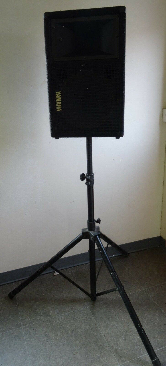 Yamaha SM 121V 2-way Floor standing or pole mount speaker with stand