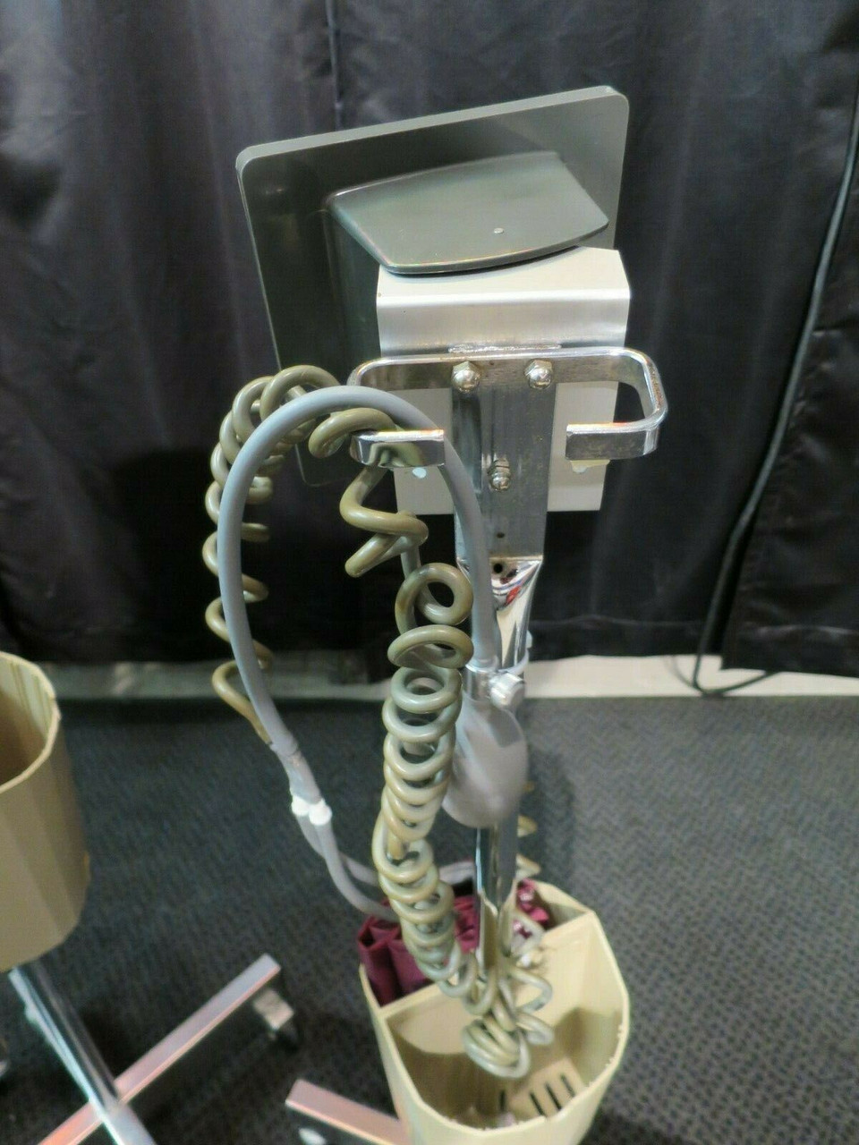 BP Gauge Mobile Stands Tycos Jewel Movement Sphygmomanometer Set of 3