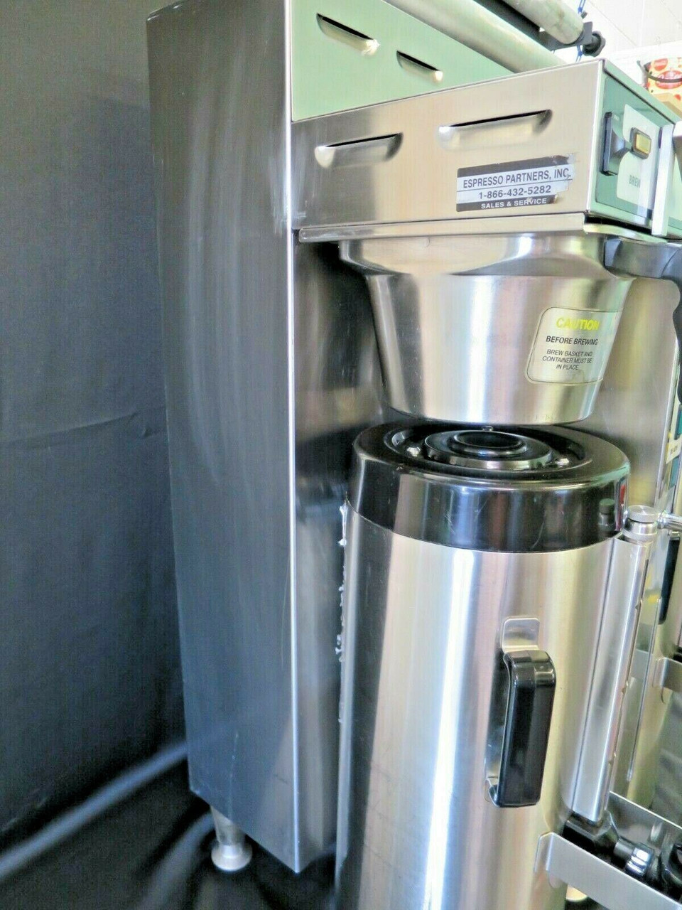 Fetco  Twin 1.5 Gal. High Volume Thermal Coffee Brewer