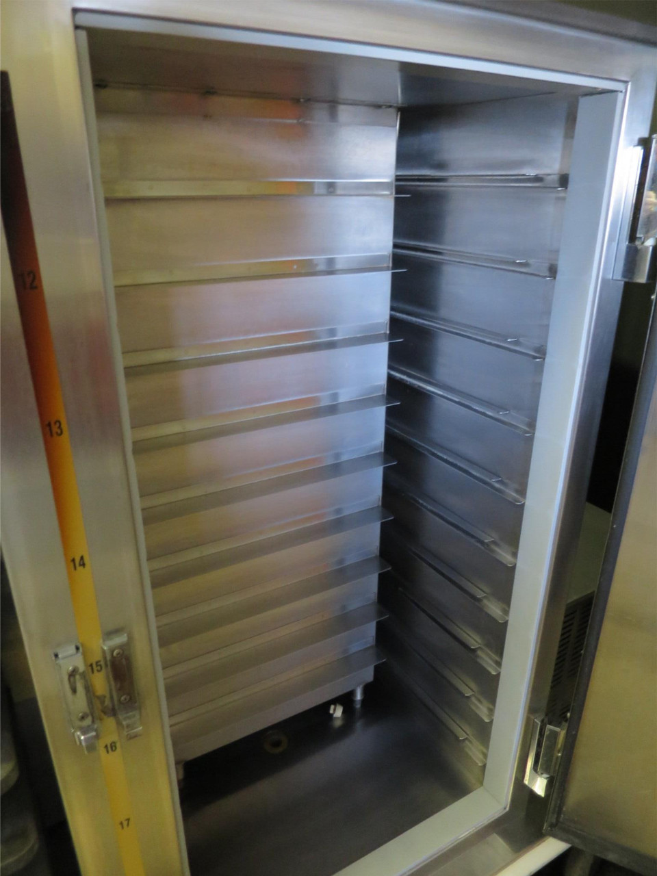 Heated & Refrigerated Meal Tray Delivery Cart  Piper Products