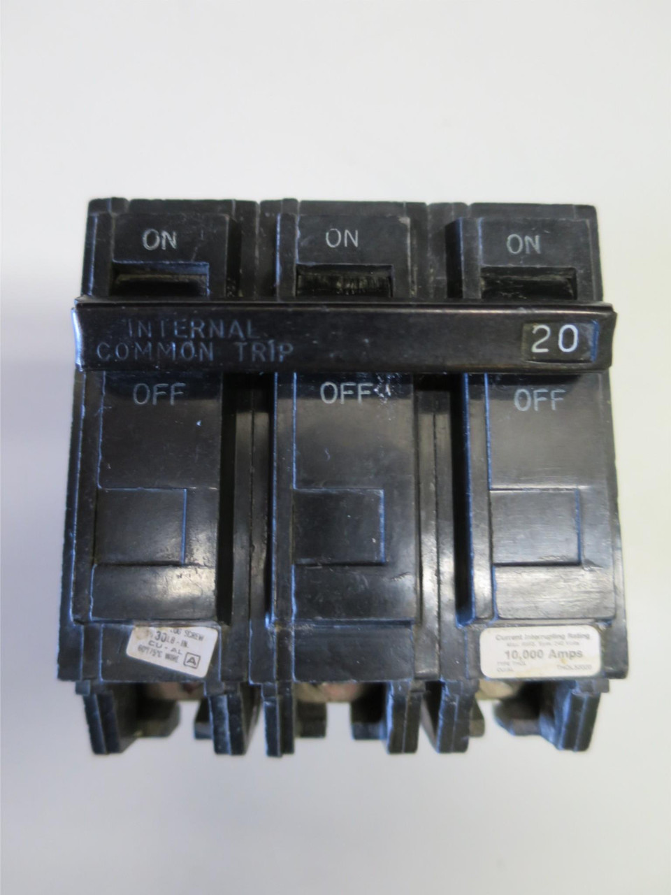 GE  3 Pole 20 Amp Take-Out Snap-In Circuit Breaker 240V