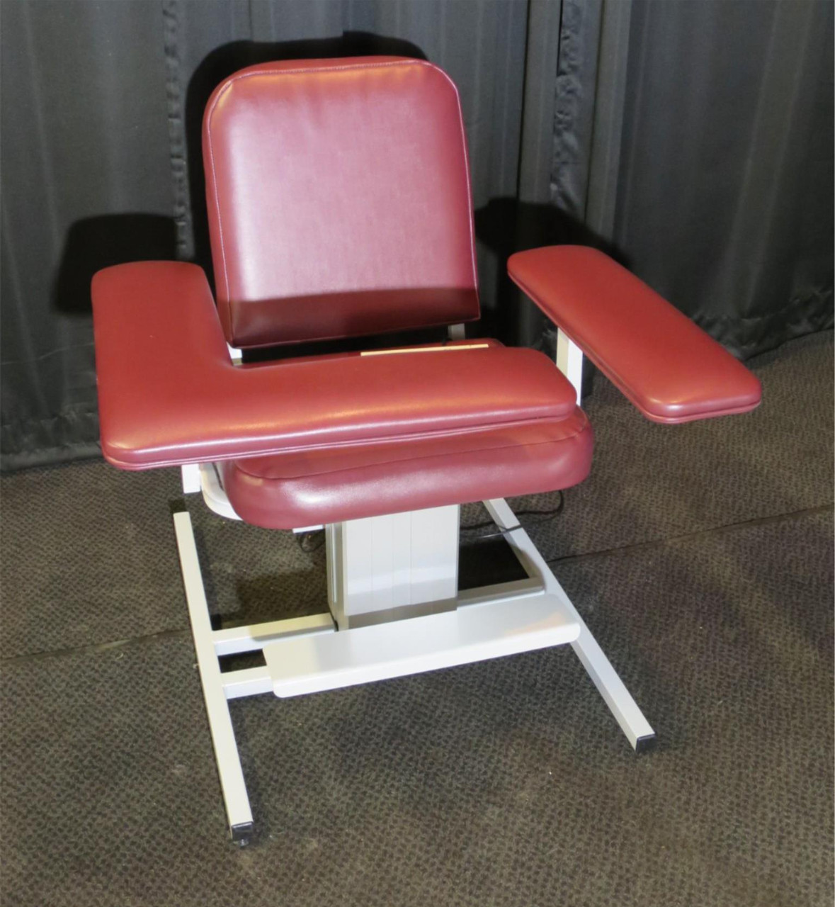 Electric Powered Blood Draw Chair Custom Comfort 1202-LU/AP