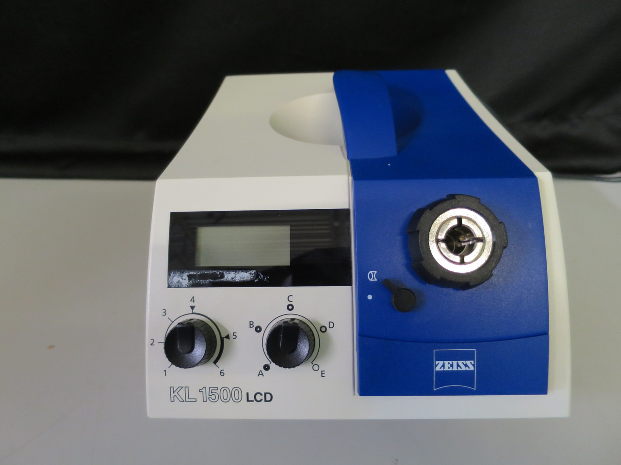 Zeiss Kl 1500 LCD 150-Watt Digital Compact Microscope Fiber Optic Light Source