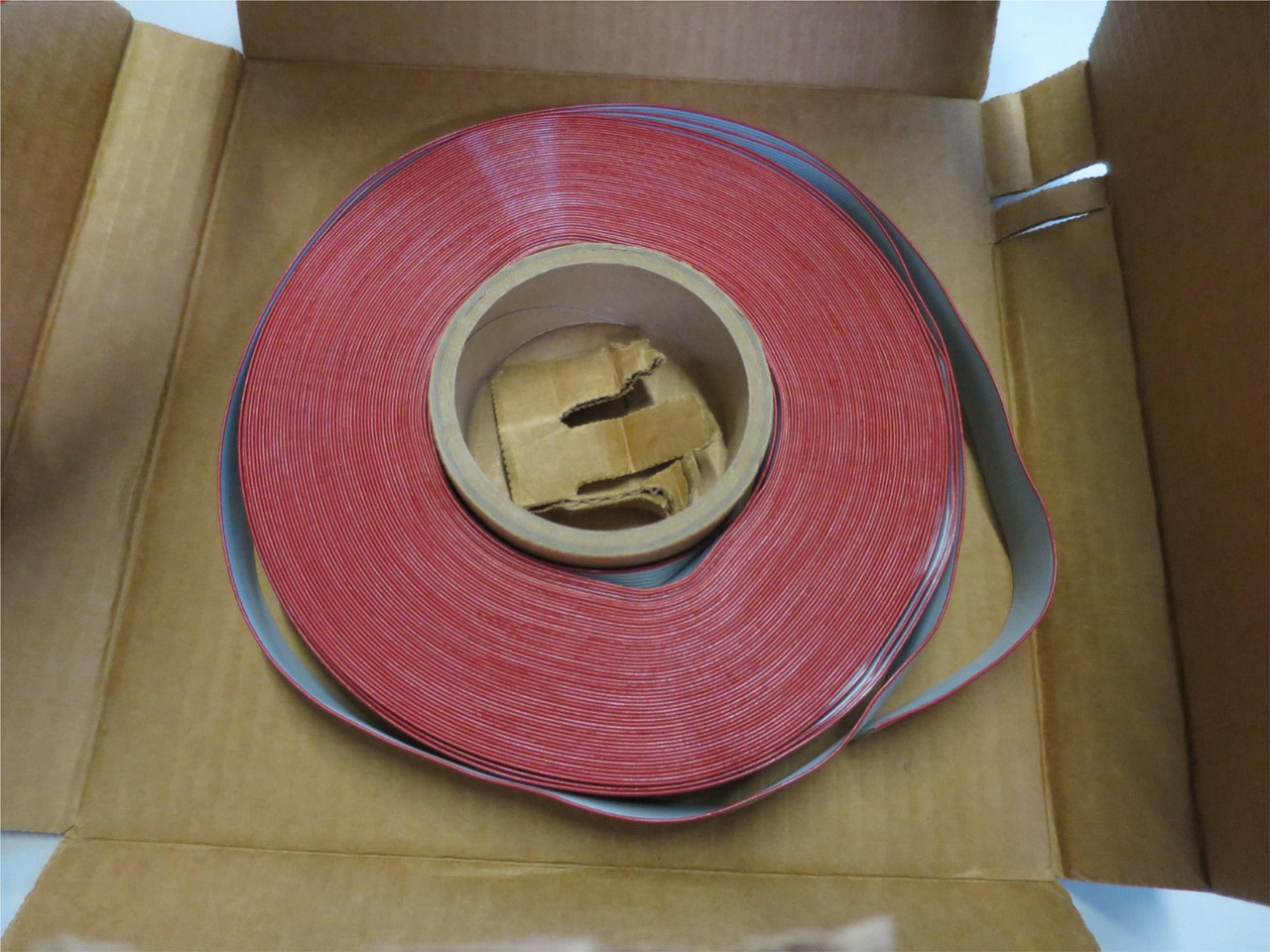 Belden 9L28020 008H100 Flat Cable