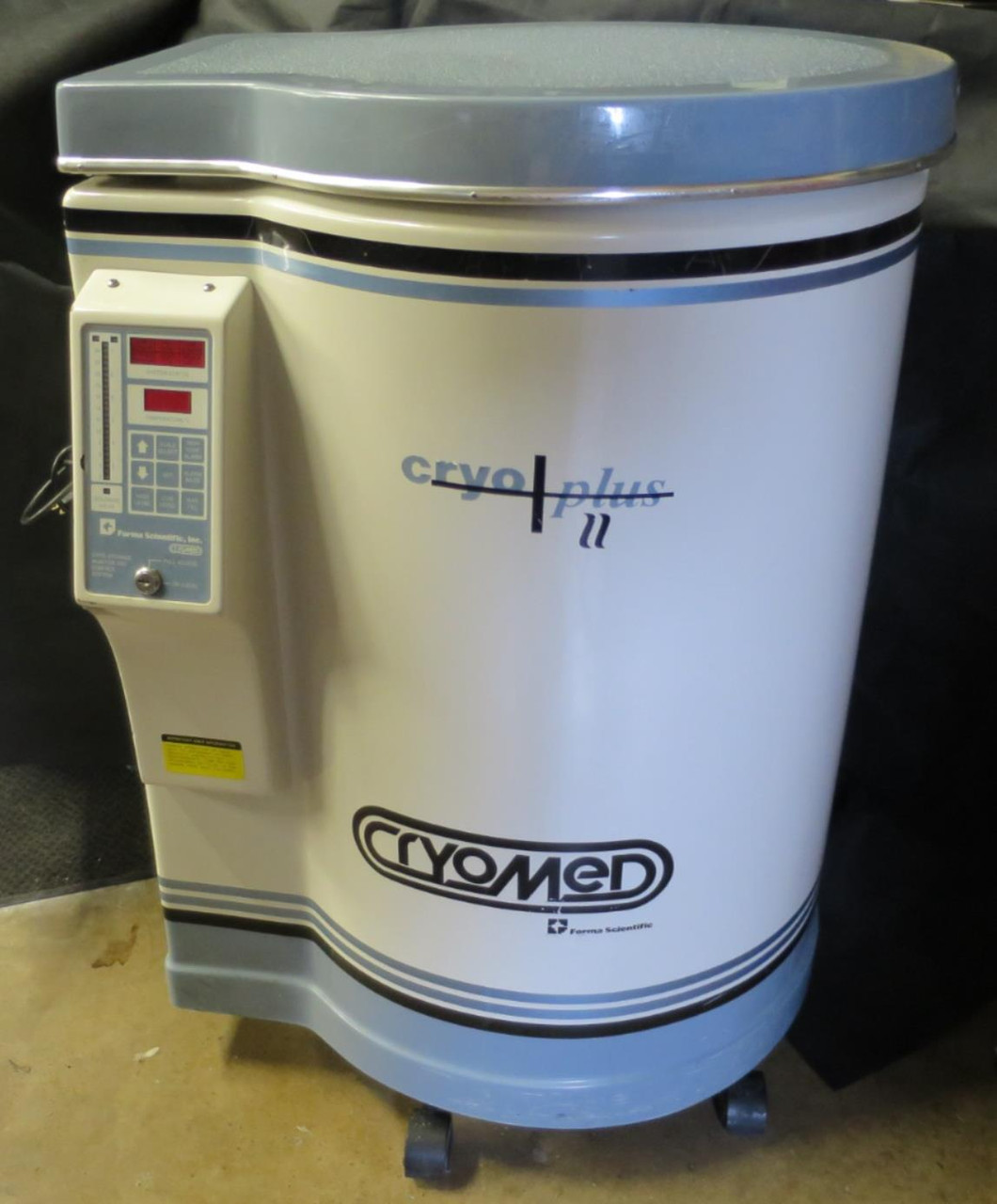 Forma Scientific Cryomed / Cryoplus II Liquid Nitrogen Storage Vessel Model 8175