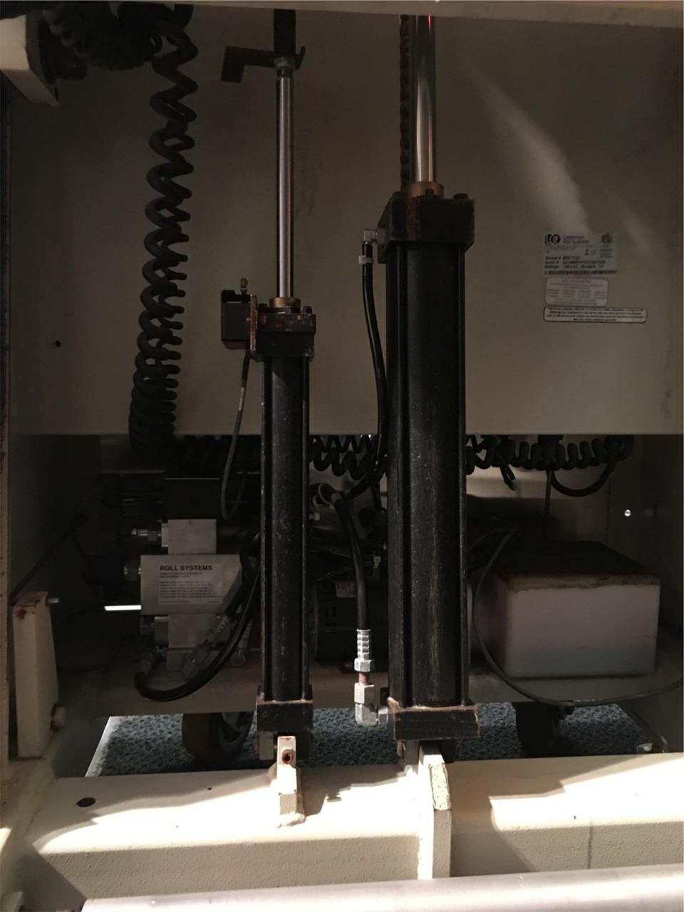 LaserMax Roll System Unwinder U5 Right Side Load 40019101