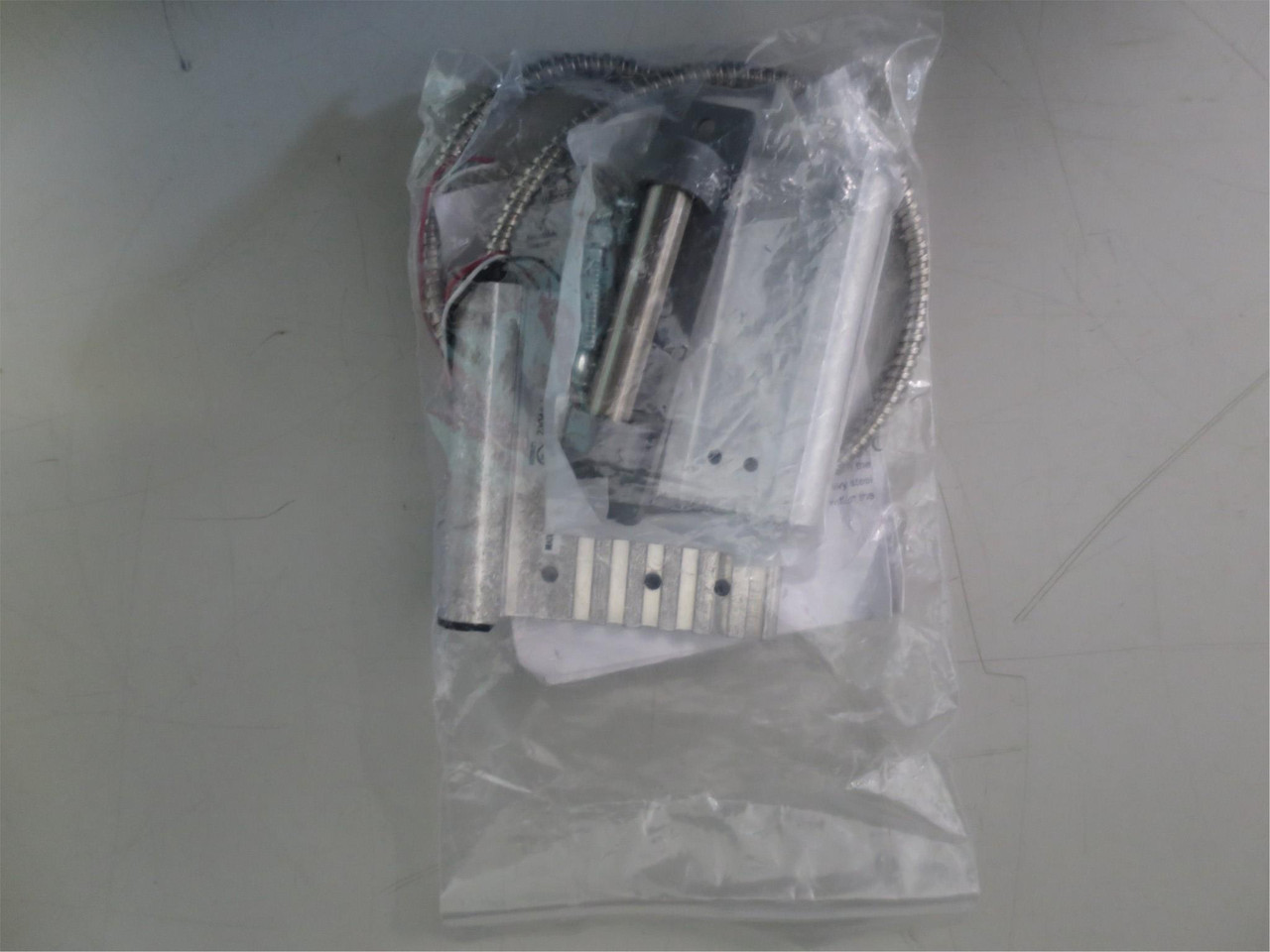 Interlogix 2304A-L Curtain Door Magnetic Contact