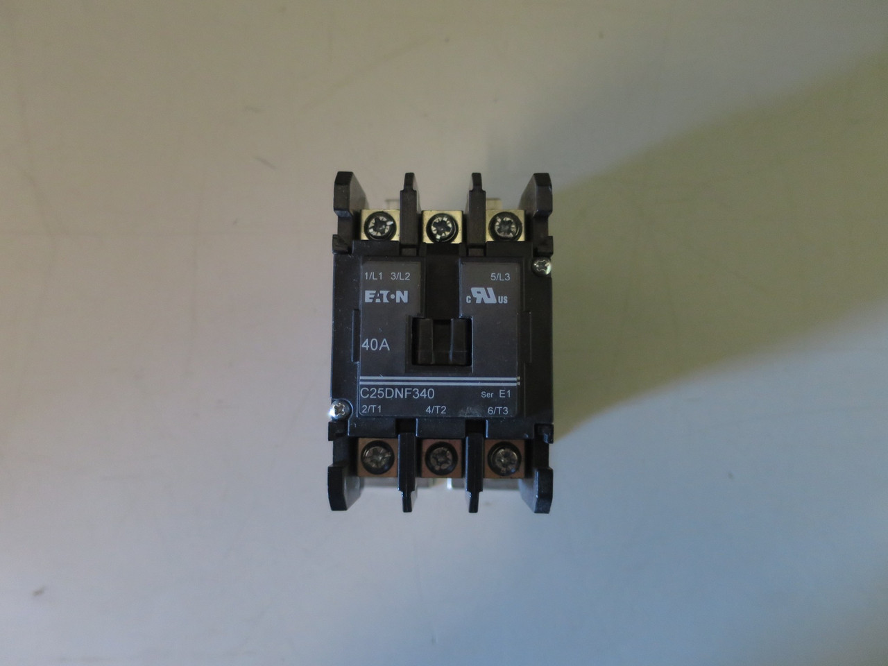 3 Pole 40A Contactor Eaton C25DNF340