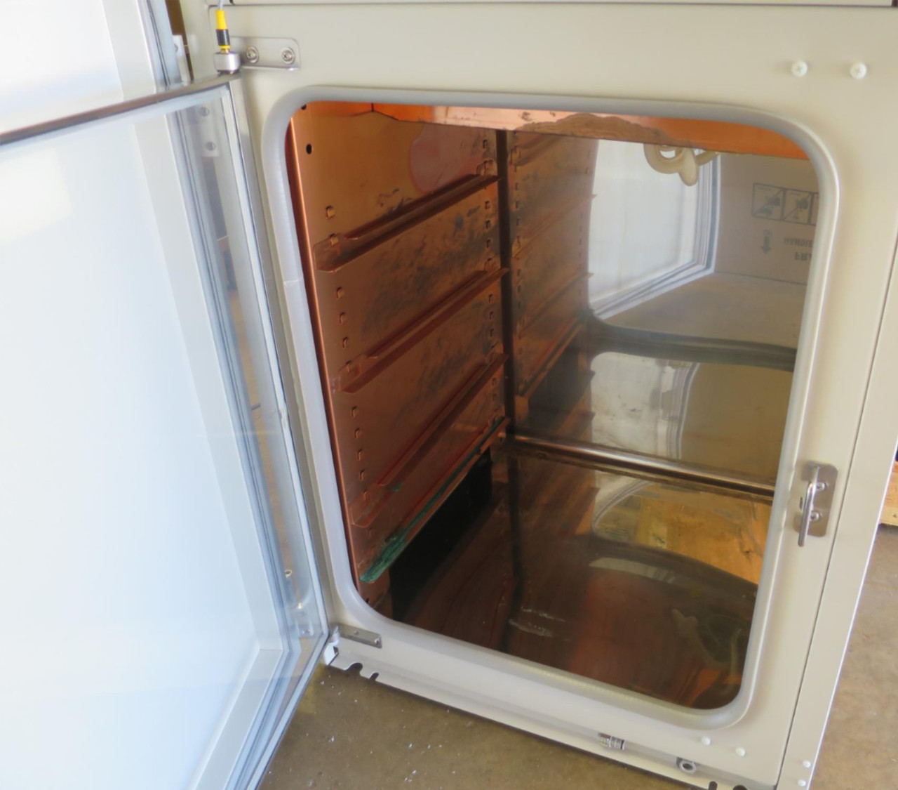 Thermo Scientific™ Forma™ Series II Water-Jacketed CO2 Incubator Model 3130