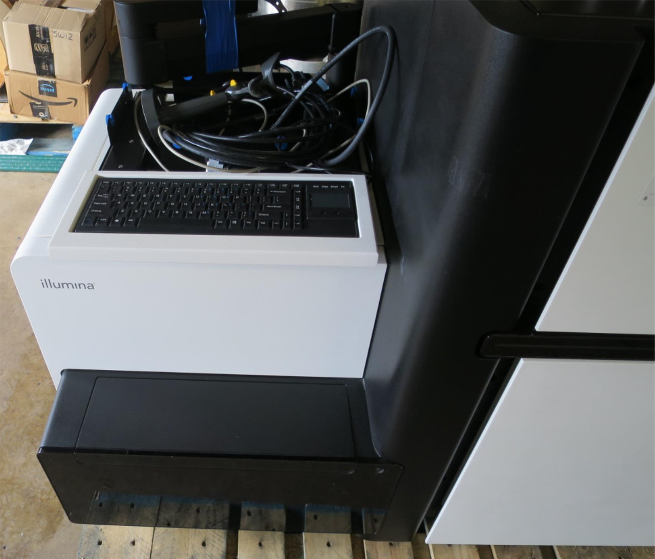 Illumina HiSeq 2500 DNA Sequencing System **Refurbished in 2018**