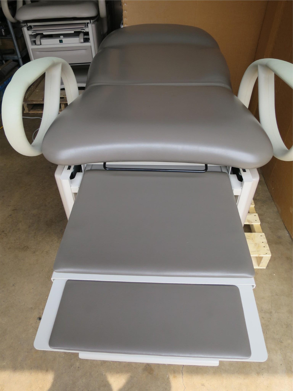 #2 Brewer Access High-Low Power Back Exam Table