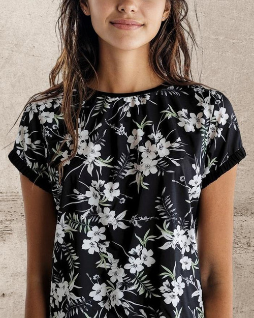 Edition Black Short Sleeve Floral Top - front view worn on model