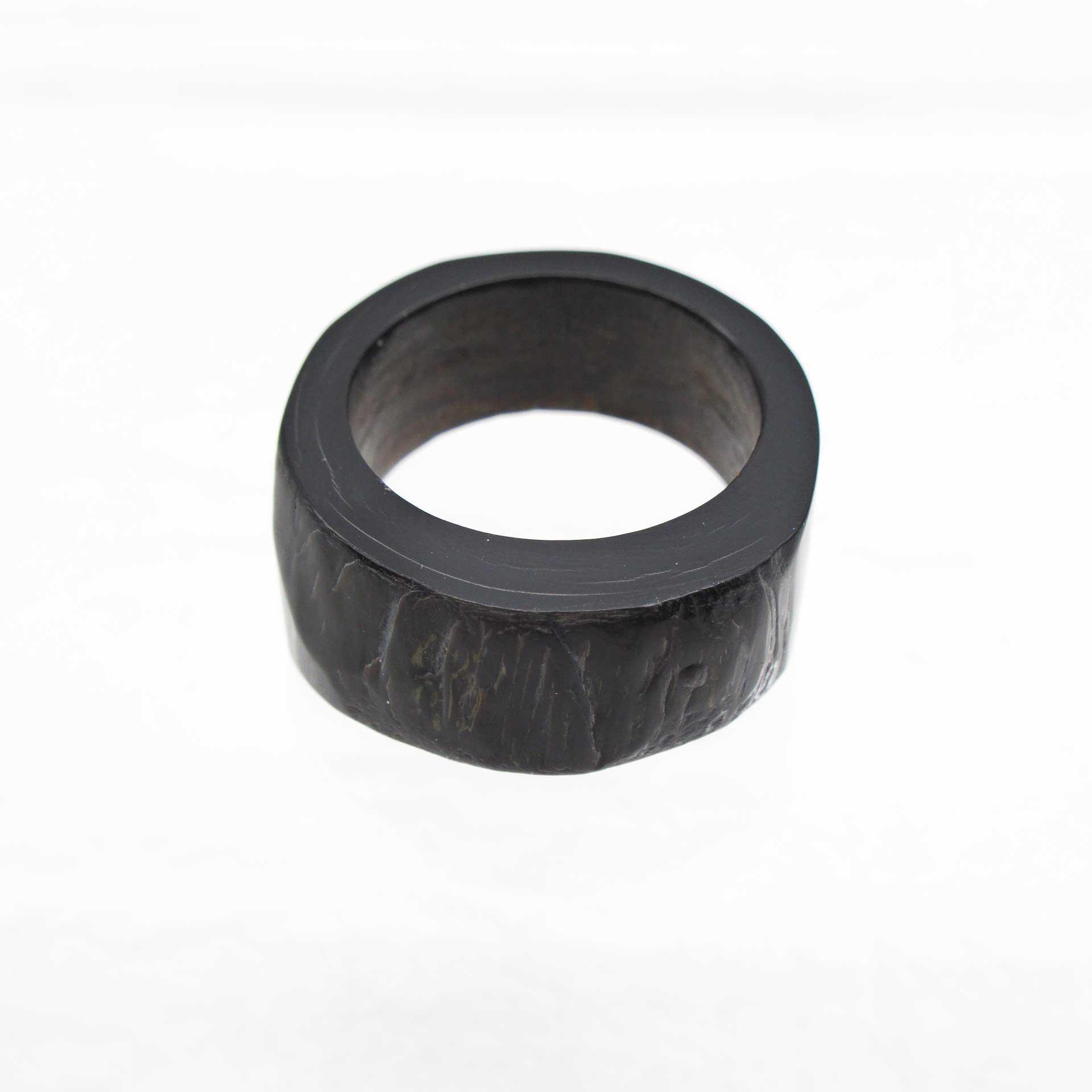 Hand Carved Bison Horn Single Side Natural Edge Round Ring - Size 10