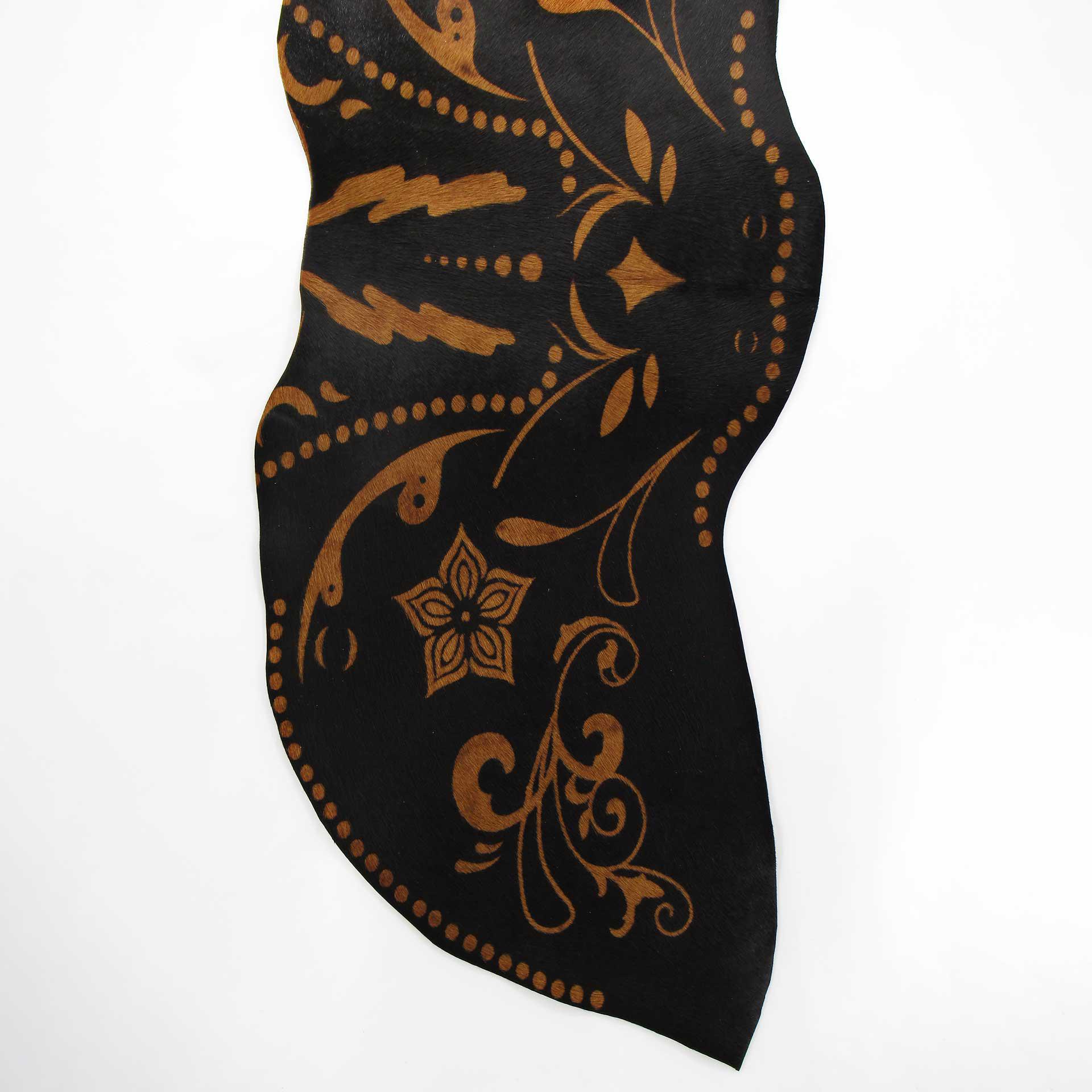 Stenciled Hide Runner