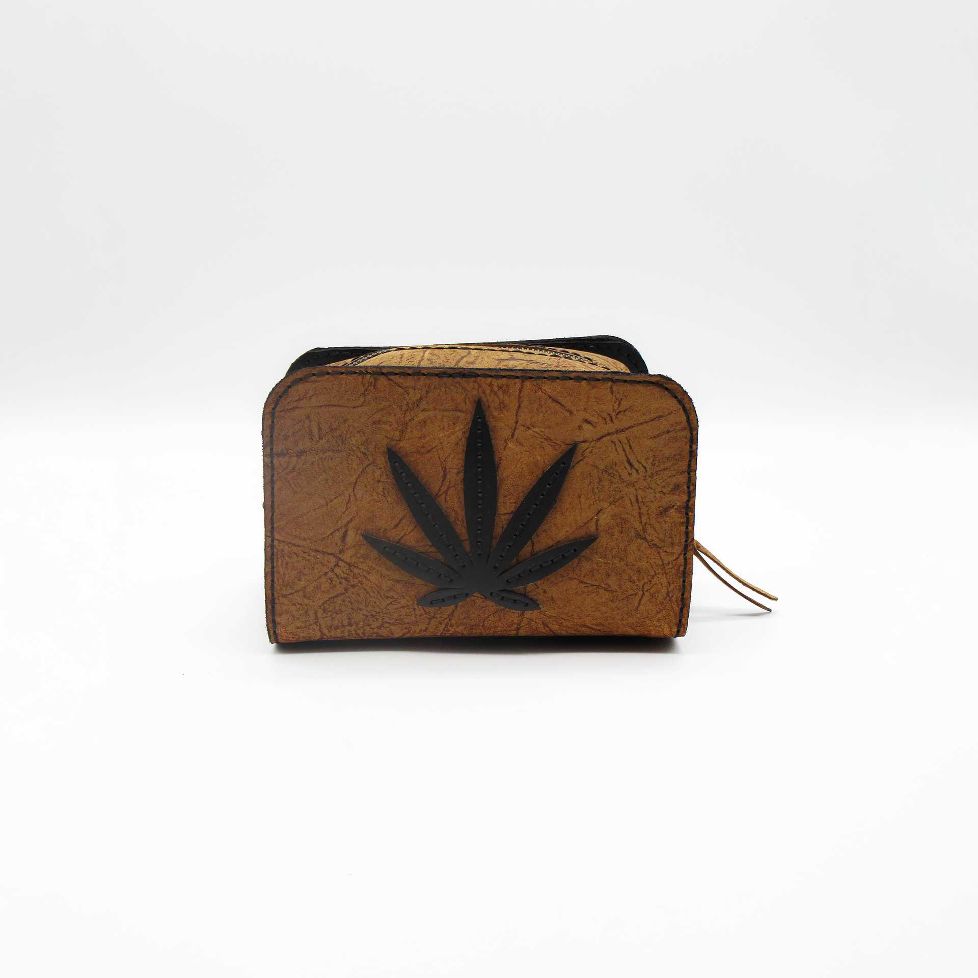 Small Shaving Travel Case Buffalo Leather w/Leaf Design