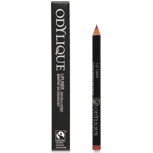 Odylique Lip Liner Pink er den første liplineren som er både sertifisert økologisk (av Soil Association) og Fair Trade. Liplineren får farge fra naturlige mineraler og har en rik rosafarge. Jojoba, solsikke, sheasmør og ringblomst er med på å gi en myk konsistens som gir lett påføring og etterlengtet næring til leppene. Liplineren fungerer godt sammen med leppestiftene for å definere og fremheve dine naturlig vakre lepper.